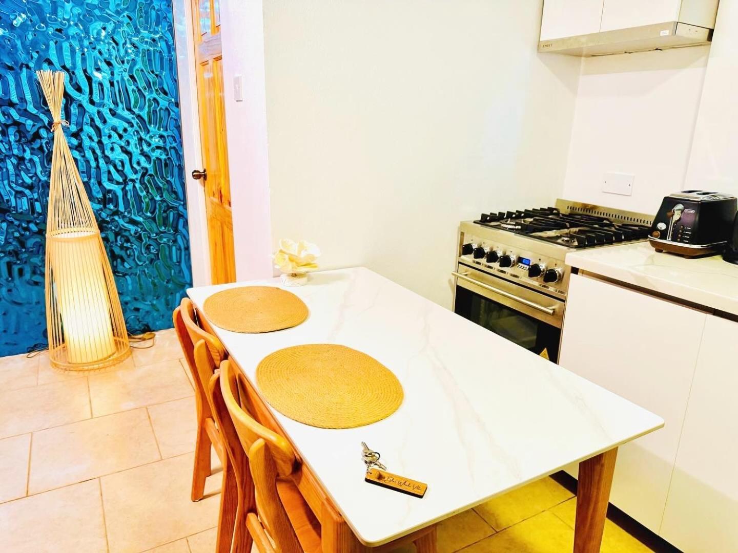 Blue Whale Villa Calibishie Extérieur photo