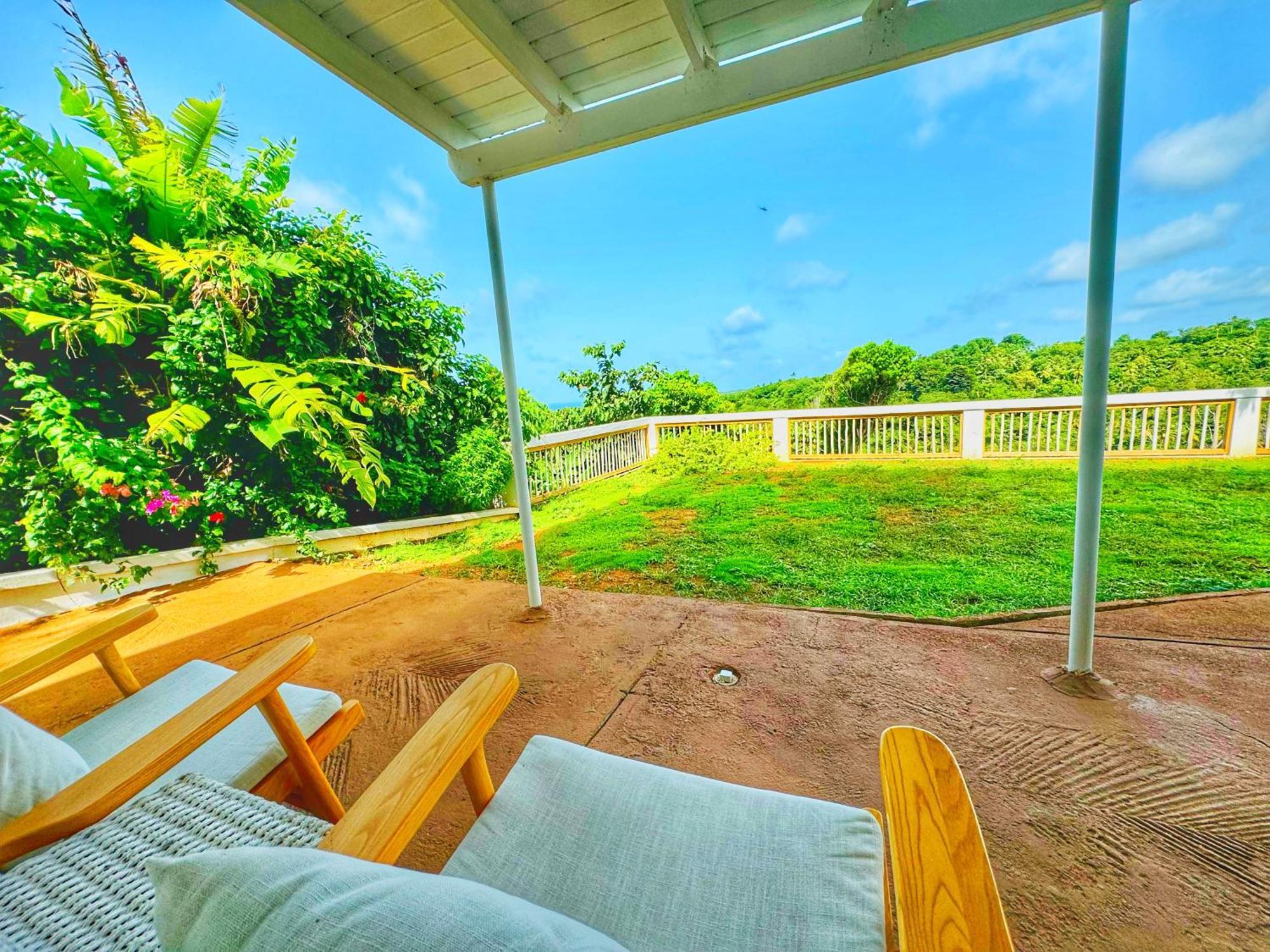 Blue Whale Villa Calibishie Extérieur photo