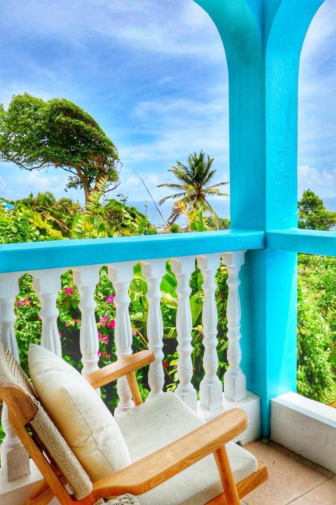 Blue Whale Villa Calibishie Extérieur photo
